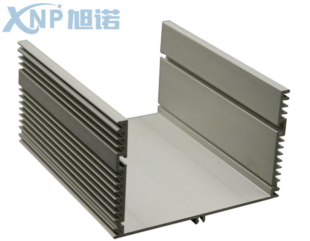 鋁型材開模定制的優(yōu)點可按需定制，加工精度高.png